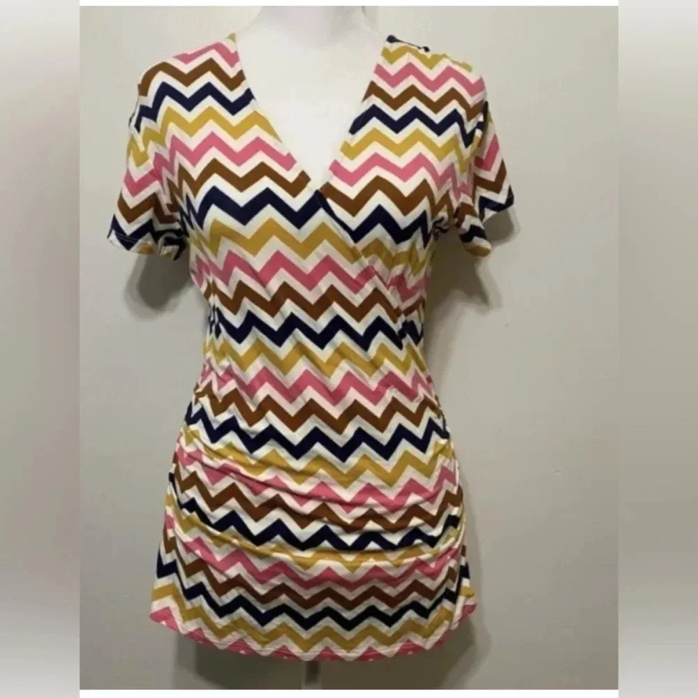 Boden Chevron Print Faux Wrap Shirt Women’s Size 4 Short Sleeve Top Blouse Small